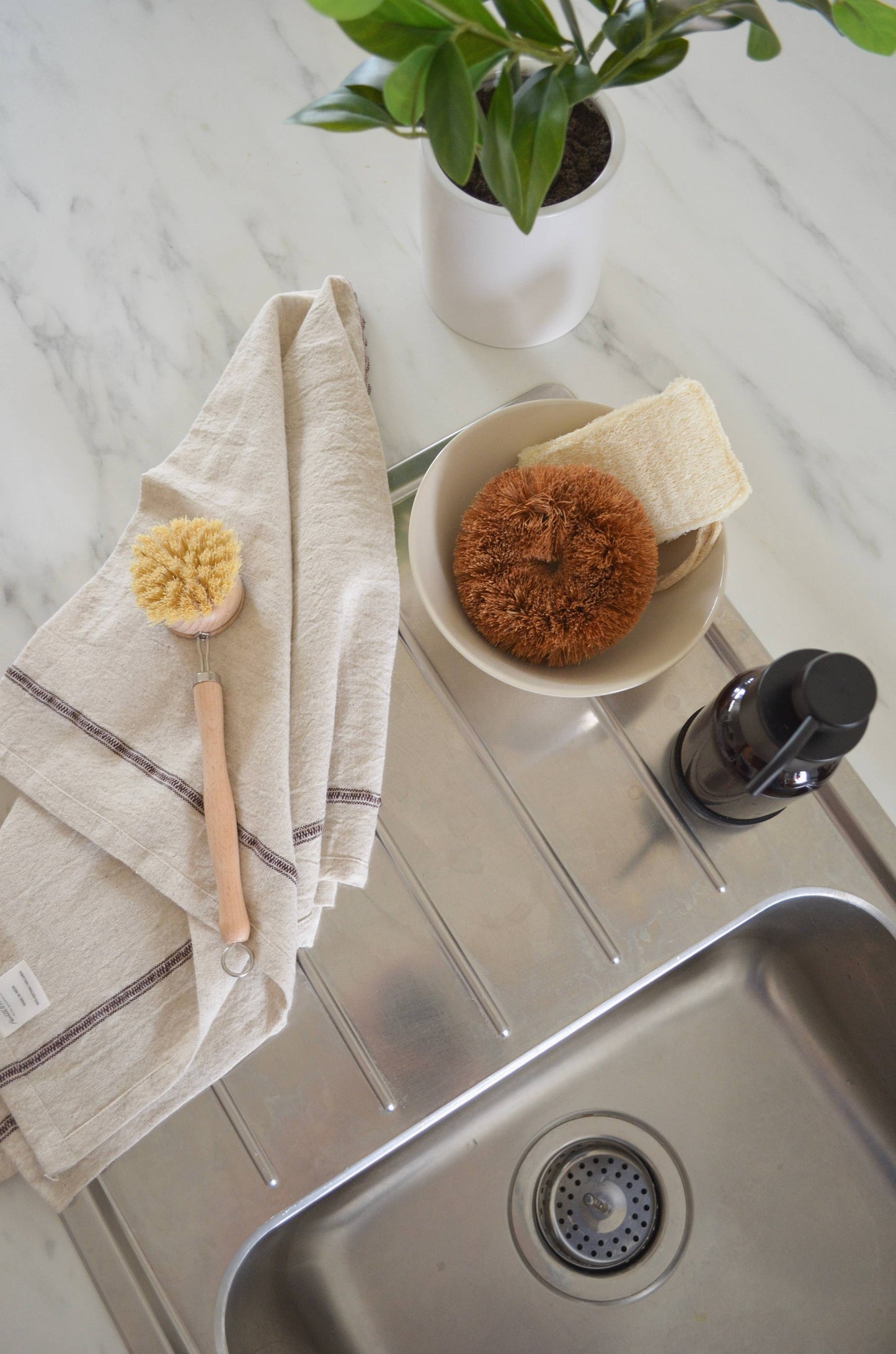 Round Coconut Scrubbie