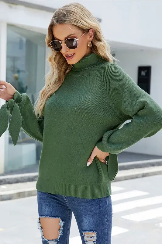 TURTLE NECK RIBBON DETAILED SLEEVE SWEATER
