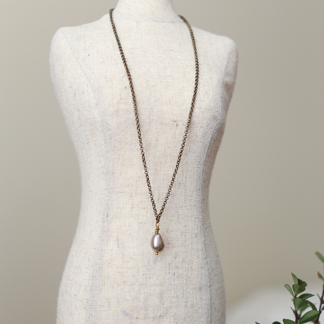 Pearl Pendant Necklace
